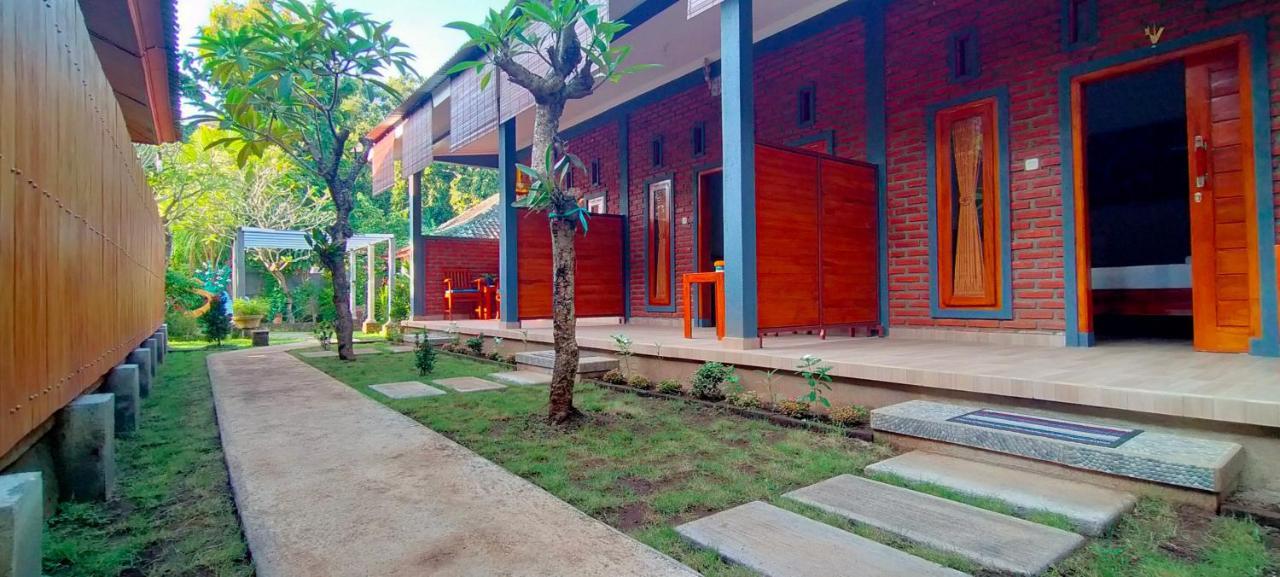 Tunjung Guest House Lovina Beach Buleleng  Exterior photo